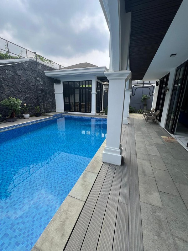 Rumah Bukit Pakar Golf Mekar Saluyu