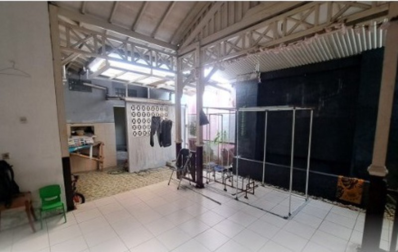 Ruang Usaha Strategis Dekat Kampus 1 Sadhar, Depok, Sleman  - Cocok untuk Berbagai Jenis Usaha