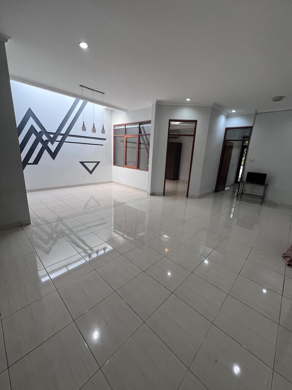 Rumah Tinggal di Lenggang Kencana Singgasana Bandung