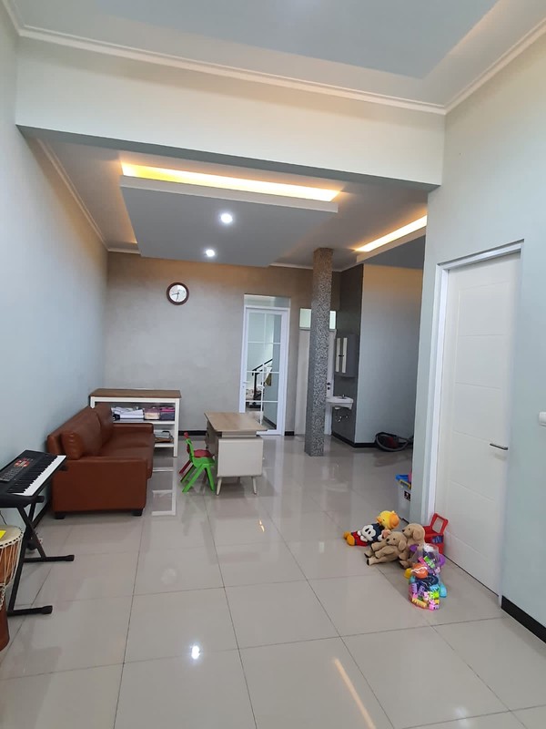 Rumah Minimalis Taman Kopo Indah 5