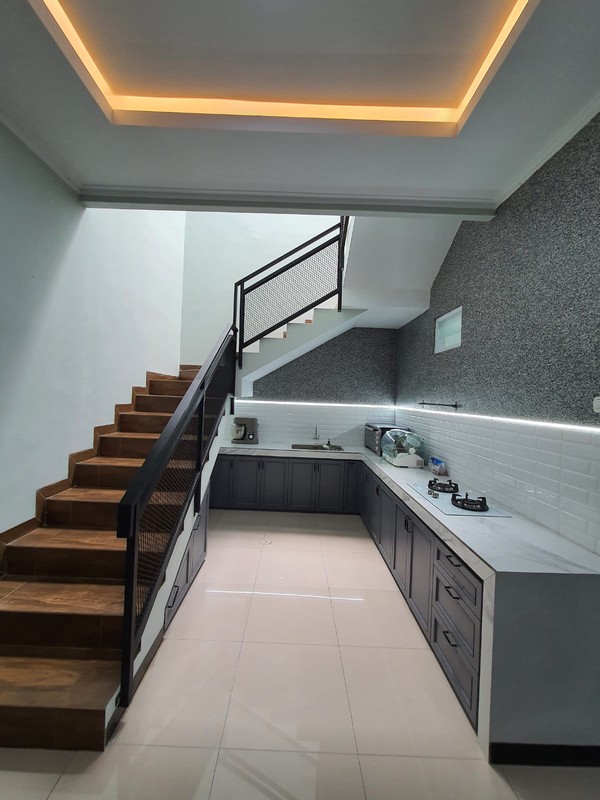 Rumah Minimalis Taman Kopo Indah 5