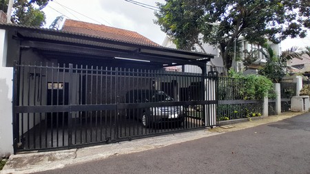 Rumah Kawasan Elit di Radio Dalam Jakarta Selatan