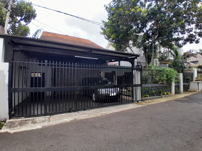 Rumah Kawasan Elit di Radio Dalam Jakarta Selatan