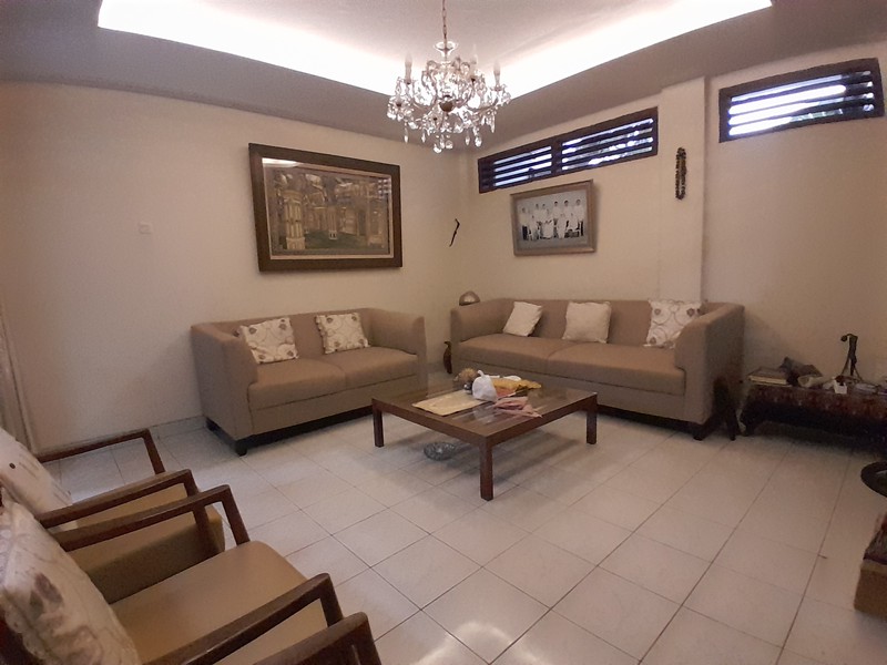 Rumah Kawasan Elit di Radio Dalam Jakarta Selatan