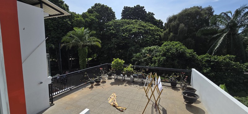 Spesial Rumah depan LITTLE FOREST jogging track di Puspita Loka BSD City