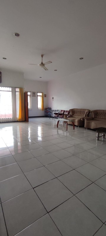 Rumah Full Bangun Dekat Jalan utama Taman Kopo Indah 3