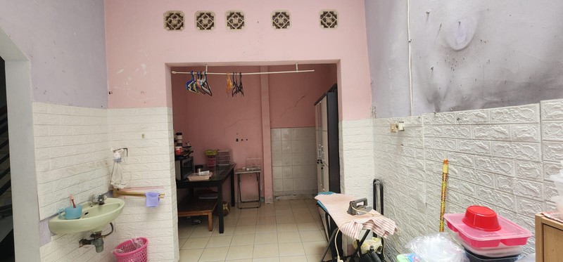 DIJUAL CEPAT - Rumah Mungil di Duri Kosambi Baru