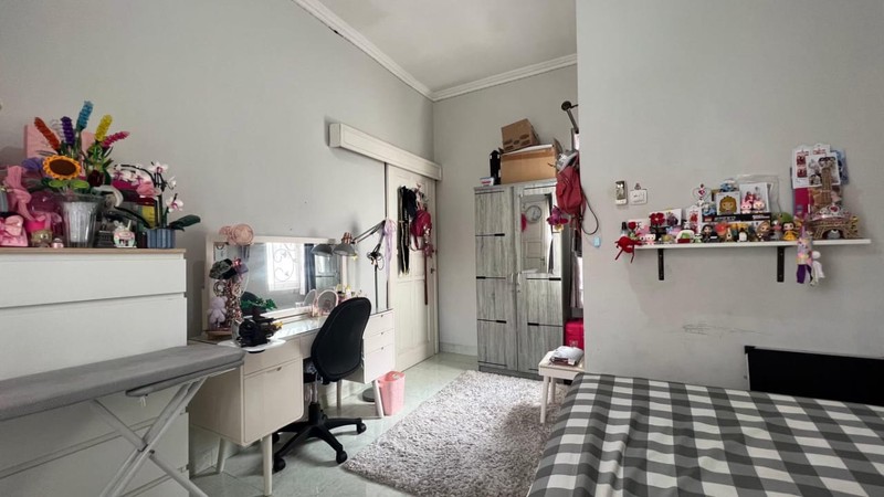 Dijual Rumah Tinggal 2 Lantai Lokasi Strategis di Depok Sleman 