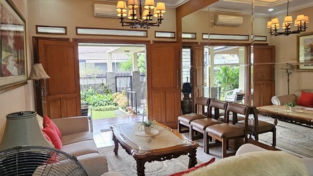 Di jual Rumah siap huni di Jl Merpati Bintaro jaya Sektor 2 - Jaksel