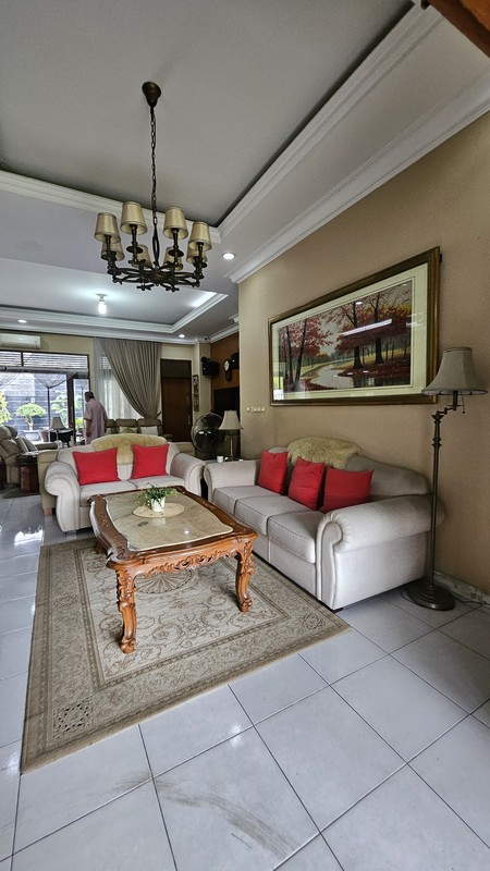 Di jual Rumah siap huni di Jl Merpati Bintaro jaya Sektor 2 - Jaksel