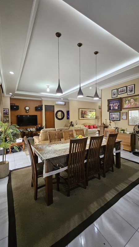 Di jual Rumah siap huni di Jl Merpati Bintaro jaya Sektor 2 - Jaksel