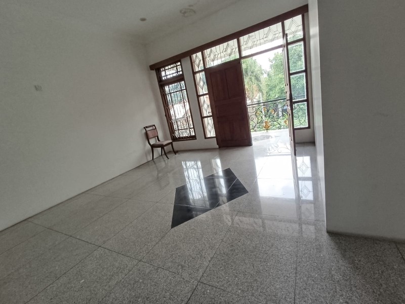 Di jual Rumah siap huni di Jl Pejaten Raya pasar minggu - Jaksel