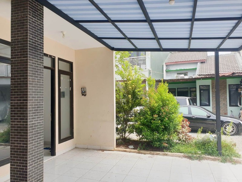 Rumah 2 Lantai, Bebas banjir Lokasi strategis di Pondok Aren