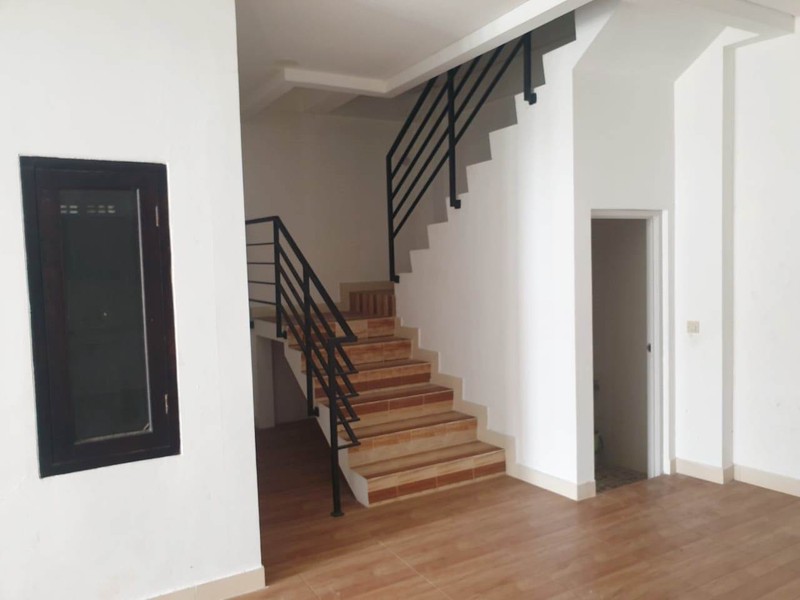 Rumah 2 Lantai, Bebas banjir Lokasi strategis di Pondok Aren