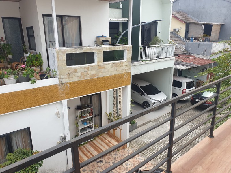 Rumah 2 Lantai, Bebas banjir Lokasi strategis di Pondok Aren