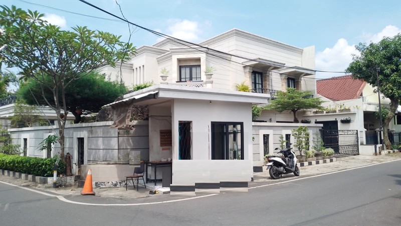 Rumah Bagus, Cantik, Asri, Lokasi strategis dan Bebas Banjir di Pesanggrahan