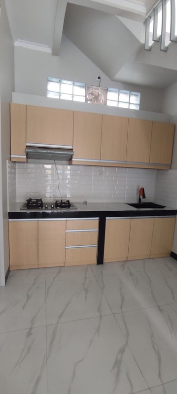 Rumah Baru di Taman Kopo Indah 1