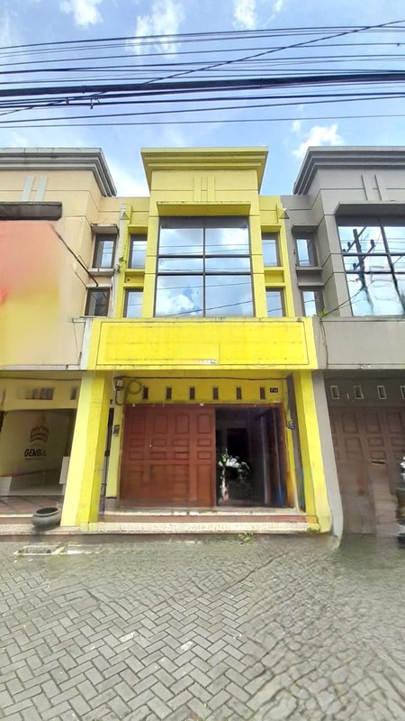 Ruko 2 Lantai Lokasi di Kawasan Pusat Bisnis Metro Square - Mertoyudan Magelang.
