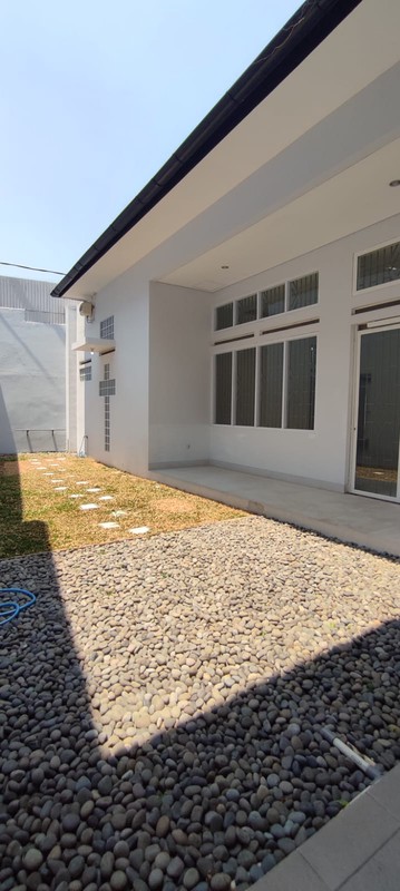 Rumah Modern Sukamulya Indah Semi Furnished