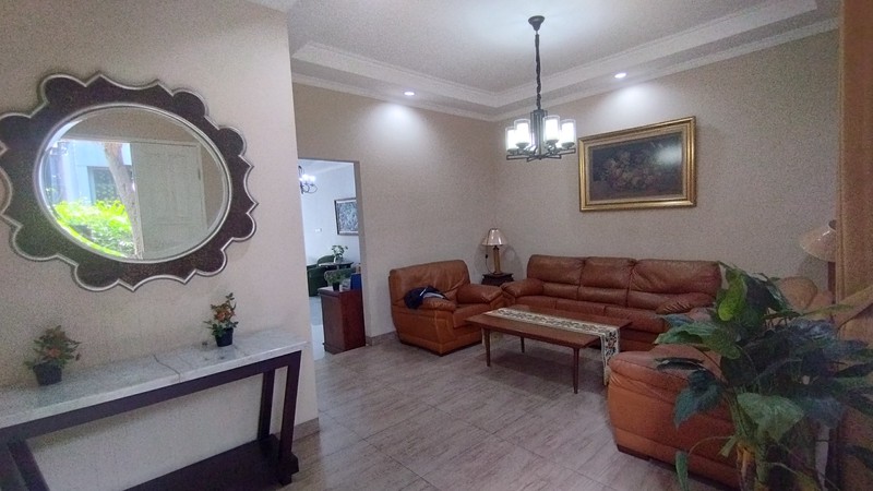 Rumah Dijual di Menteng Dalam