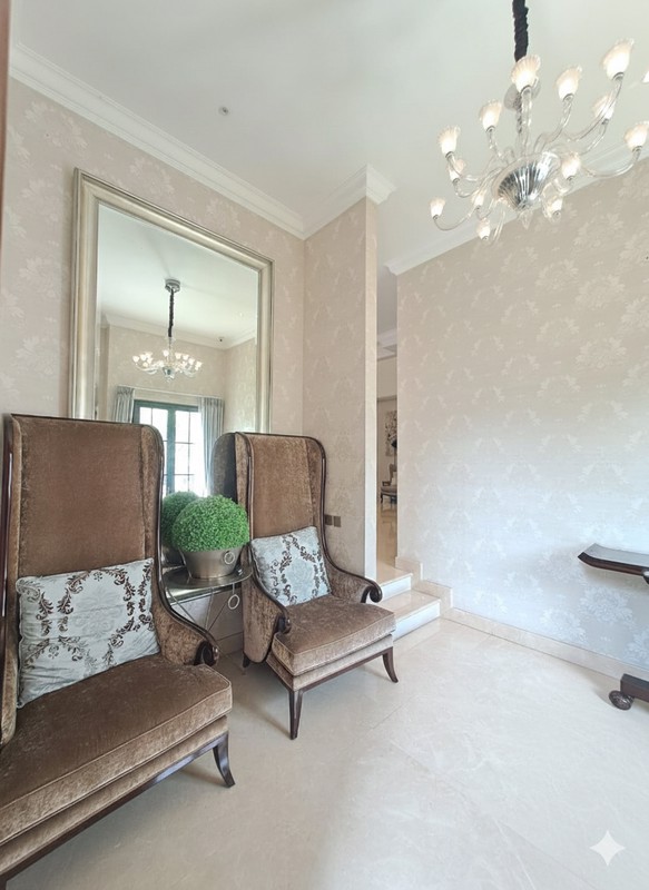 Rumah mewah dekat Senopati, Gunawarman, Kebayoran Baru, Kuningan