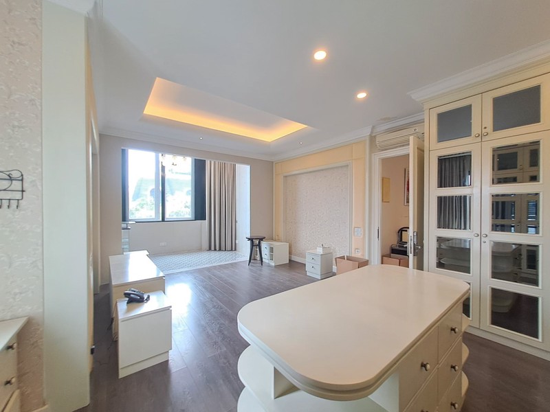 Rumah mewah dekat Senopati, Gunawarman, Kebayoran Baru, Kuningan