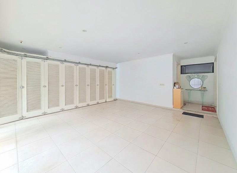 Rumah mewah dekat Senopati, Gunawarman, Kebayoran Baru, Kuningan