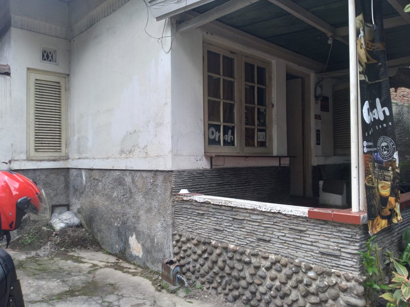 Rumah Luas di Kawasan Pusat Kota Bandung
