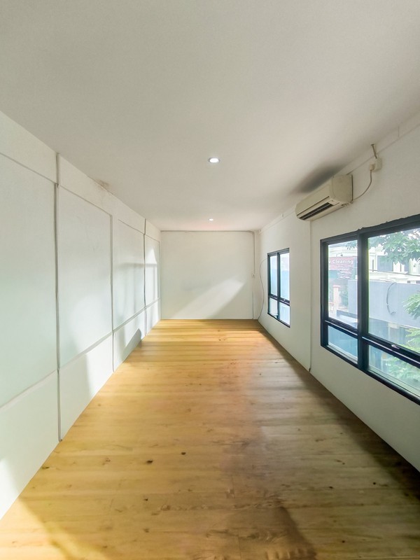 cocok untuk kosan /tempat usaha dekat stasiun KRL Pondok Ranji,mall,RS,Sekolah 