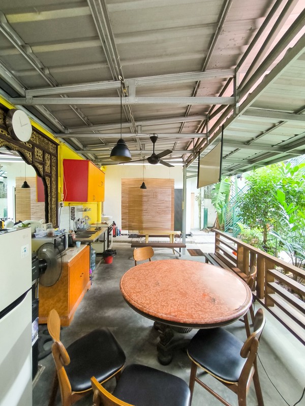 cocok untuk kosan /tempat usaha dekat stasiun KRL Pondok Ranji,mall,RS,Sekolah 