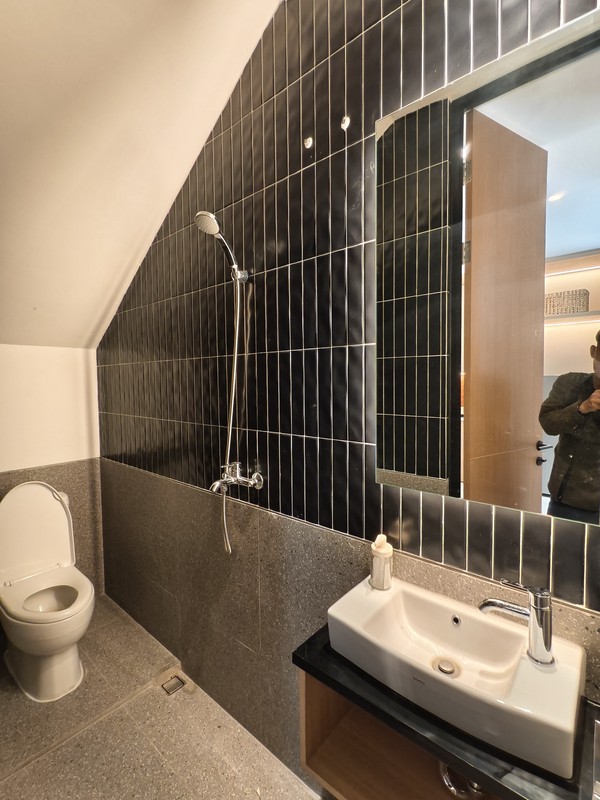 Rumah Mewah Premium di Surabaya Timur, Dekat Tol Tambak Sumur & Bandara Juanda