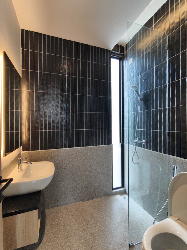 Rumah Mewah Premium di Surabaya Timur, Dekat Tol Tambak Sumur & Bandara Juanda