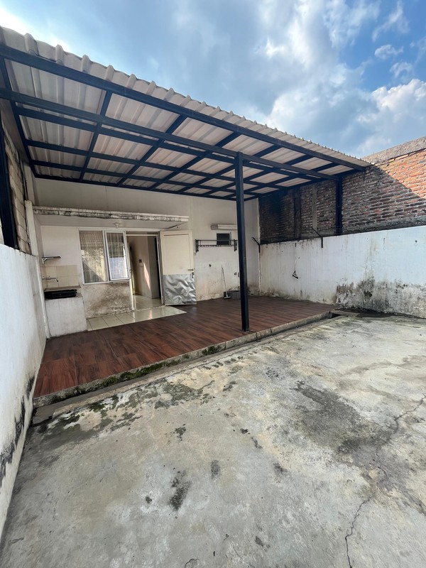 Rumah 2 lantai di jalan utama Setraland Parung Panjang