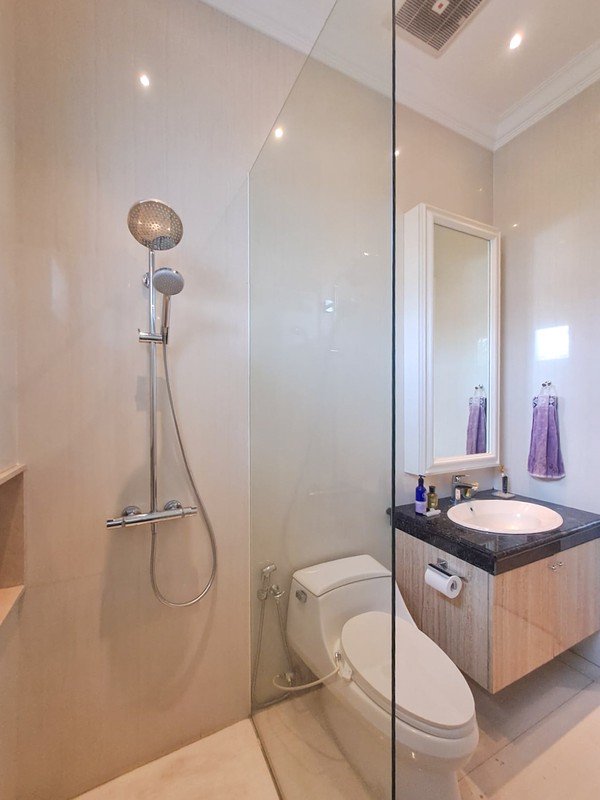 Rumah mewah dekat Senopati, Gunawarman, Kebayoran Baru, Kuningan