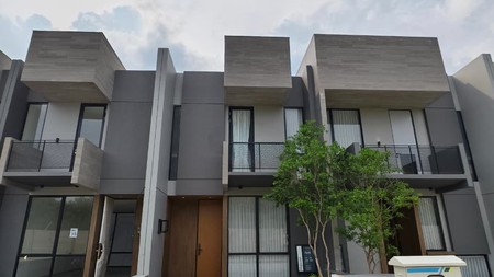 Rumah Mewah Premium di Surabaya Timur, Dekat Tol Tambak Sumur & Bandara Juanda