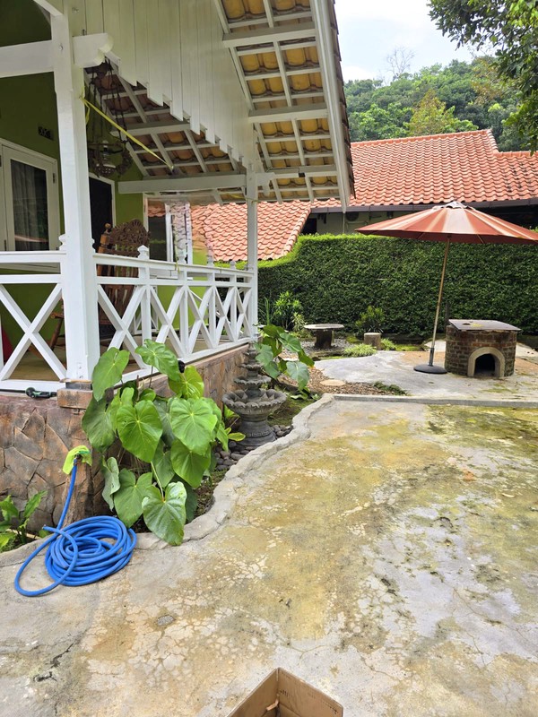 Dijual 408 m2 Rumah Villa Grand Trawas blok D - Mojokerto Jatim  - Dekat Grand Whizz Trawas JATIM