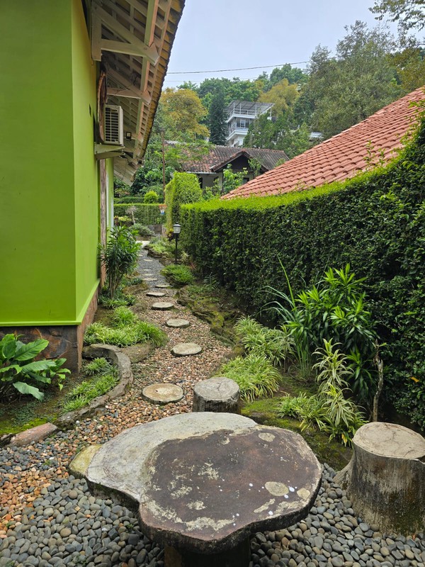 Dijual 408 m2 Rumah Villa Grand Trawas blok D - Mojokerto Jatim  - Dekat Grand Whizz Trawas JATIM