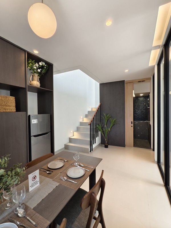 Rumah Modern Strategis Surabaya Timur - Dekat Tol Waru, Kampus, dan Bandara Juanda