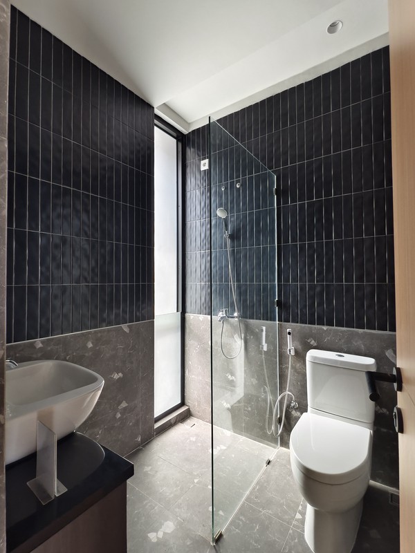 Rumah Modern Strategis Surabaya Timur - Dekat Tol Waru, Kampus, dan Bandara Juanda