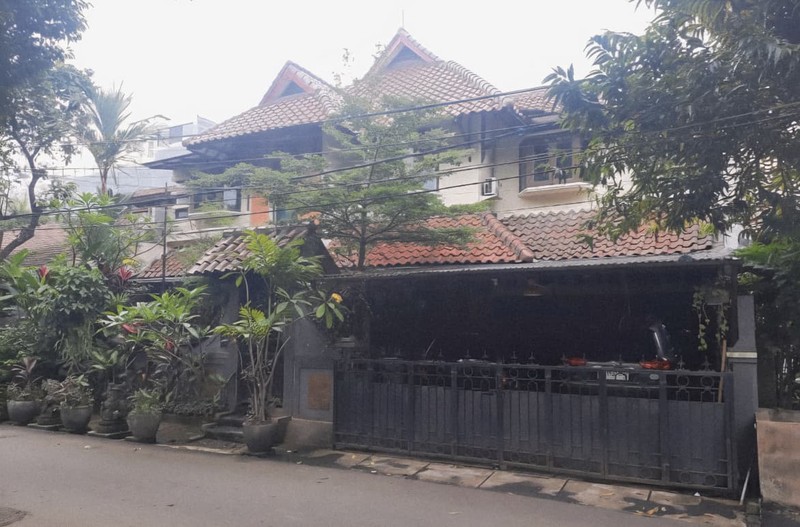 Dijual Rumah 2 Lantai di Kebayoran Baru Jakarta Selatan