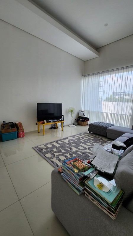 DIJUAL RUMAH FULL FURNISH MEWAH DI PAKUWON INDAH SURABAYA BARAT