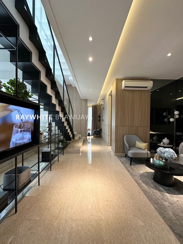 Rumah Modern Minimalis Dalam Lingkungan Tenang Area BSD