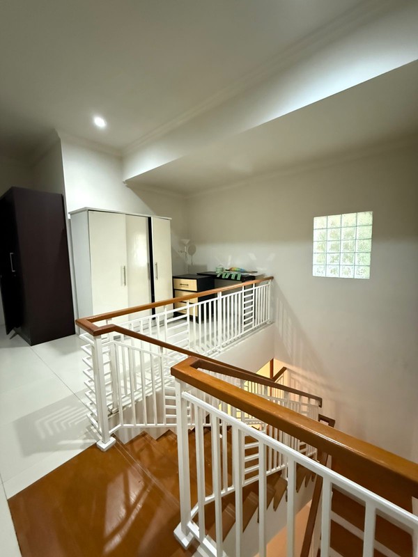 [DISEWA] Rumah Hook Posisi Strategis di Bintaro Jaya Sektor 9