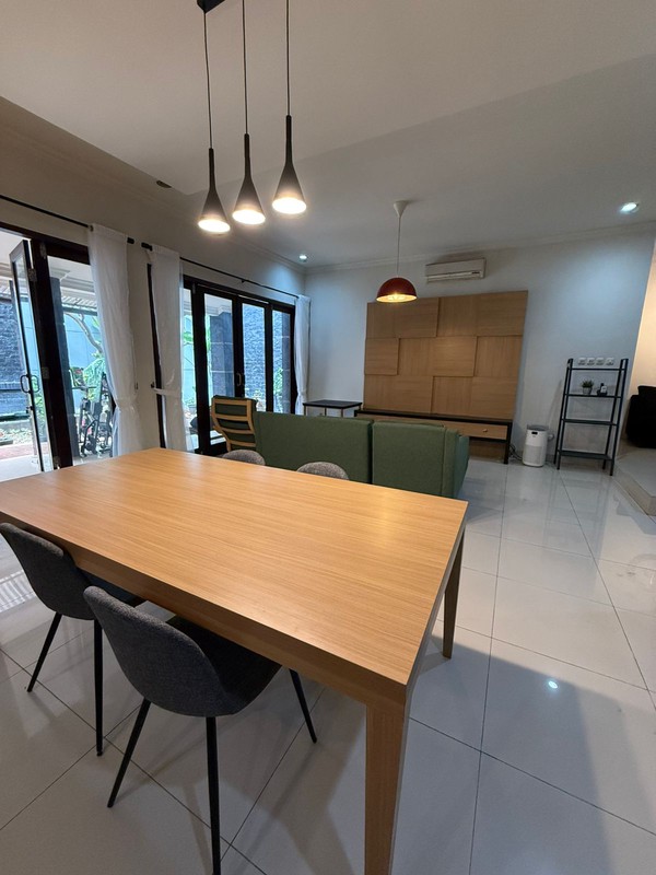 [DISEWA] Rumah Hook Posisi Strategis di Bintaro Jaya Sektor 9