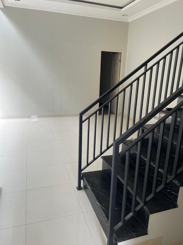 Rumah Bagus Akses Jalan 3 Mobil di Tebet Jakarta Selatan