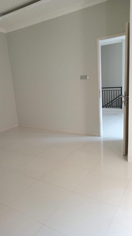 Rumah Bagus Akses Jalan 3 Mobil di Tebet Jakarta Selatan