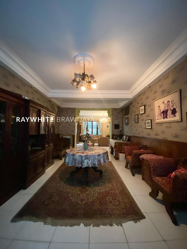 Rumah Lama Lokasi Sangat Strategis Are Cilandak