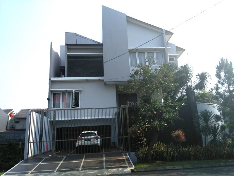 Rumah 3½ Lantai didalam Perumahan KT 5+1 KM 5+1 @Benda, Kota Tangerang