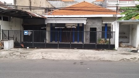 Disewakan Rumah di Jalan Bratang Binangun Surabaya Timur