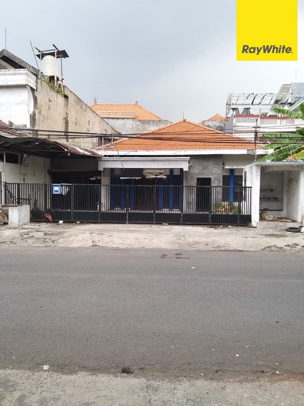 Disewakan Rumah di Jalan Bratang Binangun Surabaya Timur
